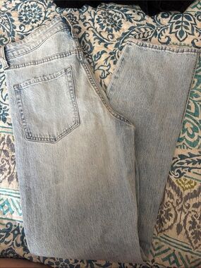 H&M Light Blue High-Rise Straight Jeans
